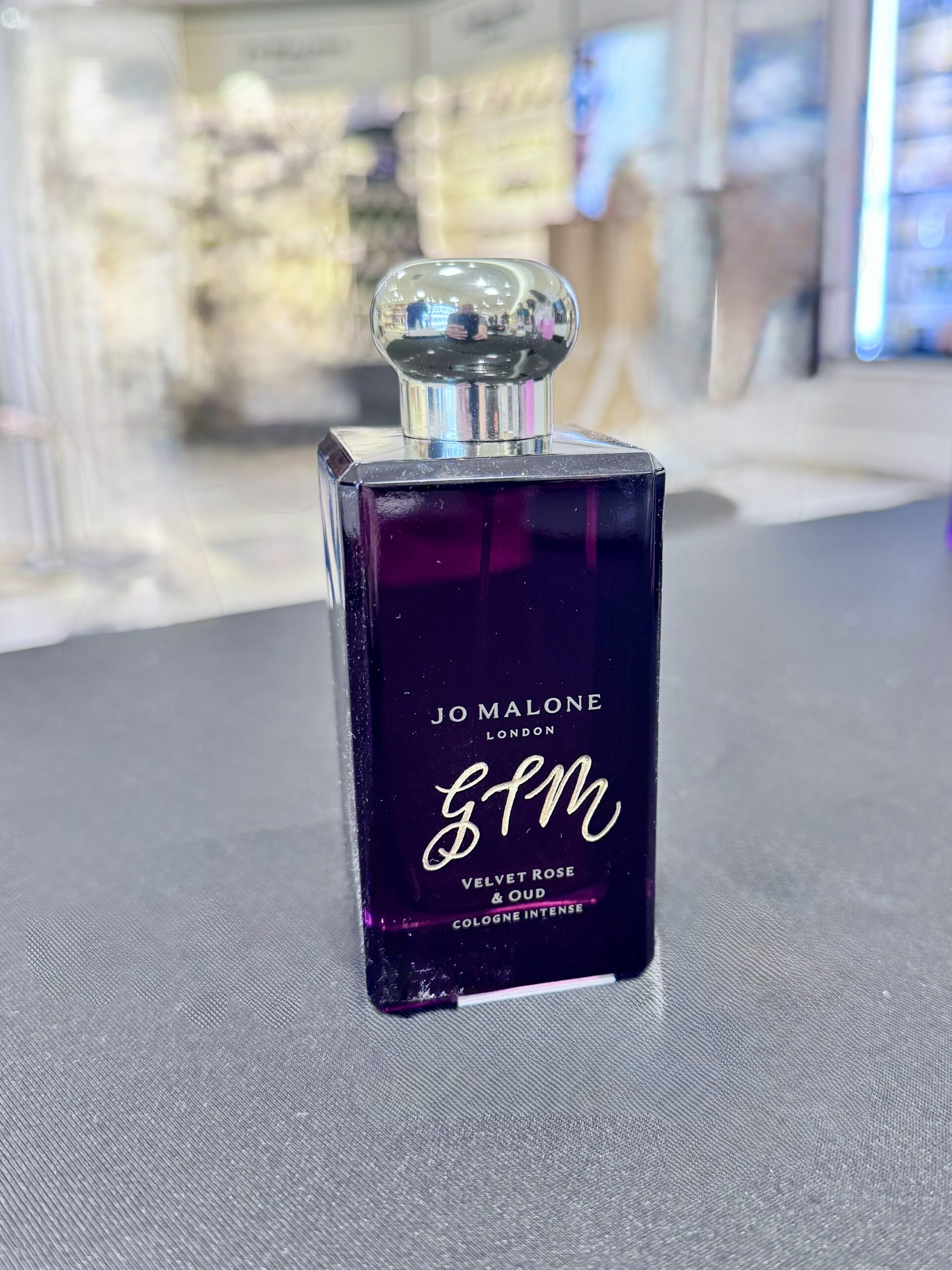 Purple-Silver-Glass-Spray-Bottle-Jo-Malone-London-Velvet-Rose-Oud-Cologne-Intense-Calligraphy-Engraved-GTM-Live-Event-Artist-KPCalligraphy-Nordstrom-Atlanta-Georgia-2025-scaled.jpg